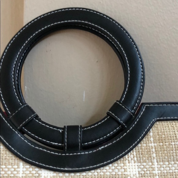 Secrets - Picture 5 of 9